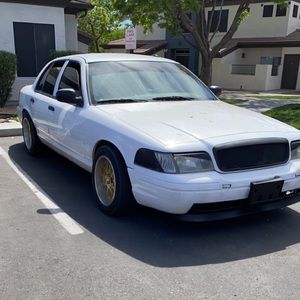 Meet your Posher, Dom